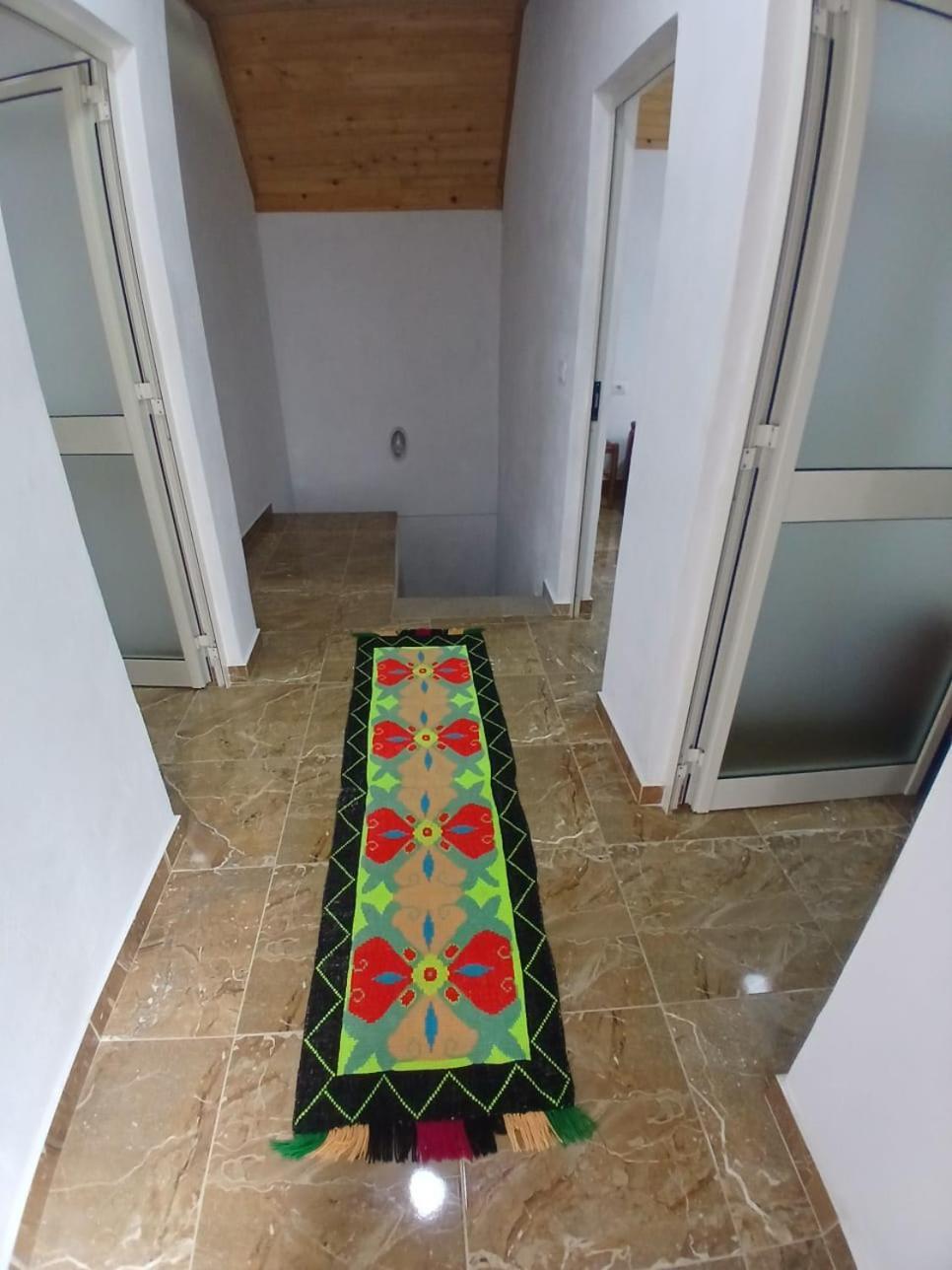 Bujtina Milani Bed & Breakfast Shkodër Exterior foto