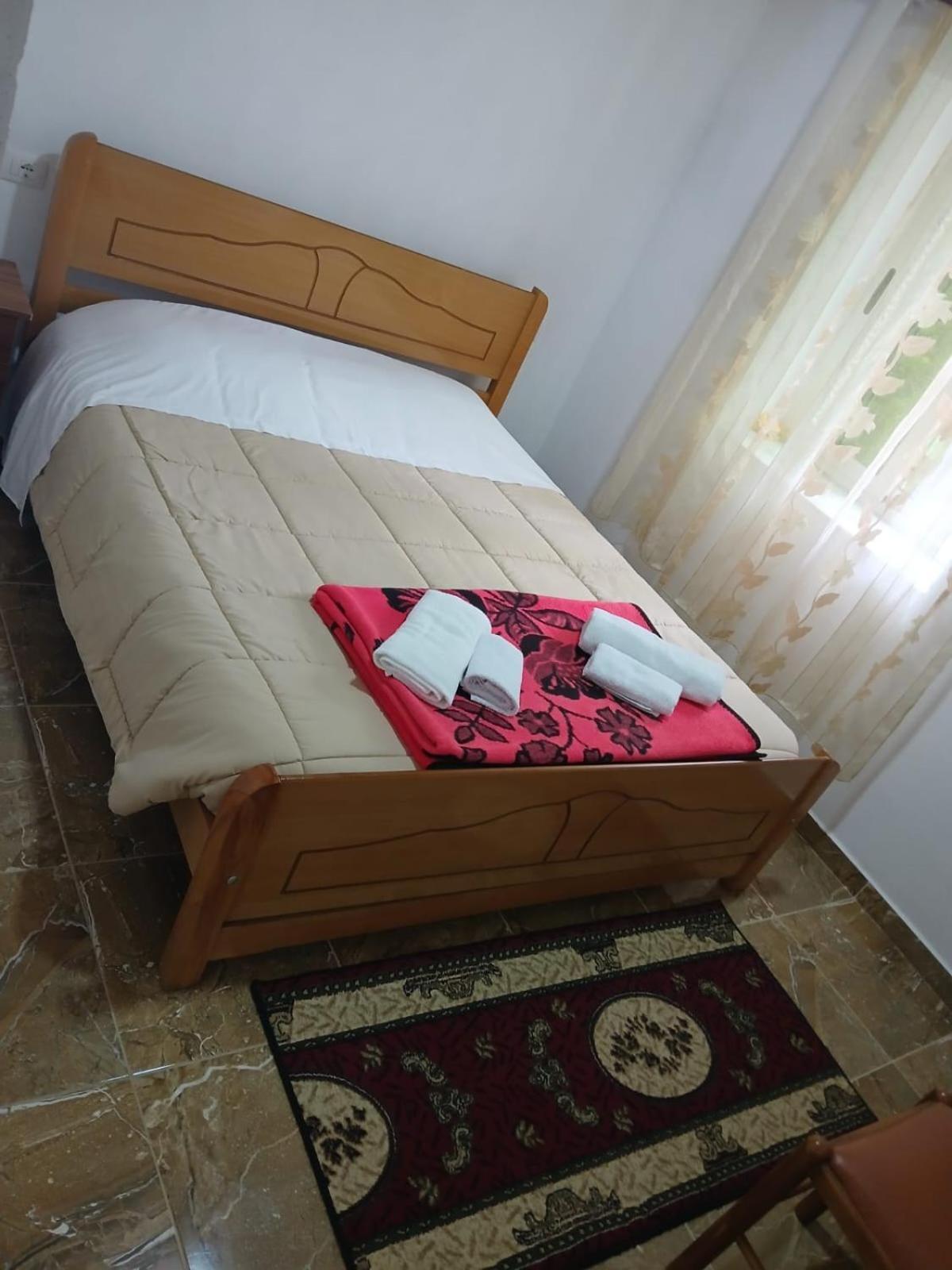 Bujtina Milani Bed & Breakfast Shkodër Exterior foto